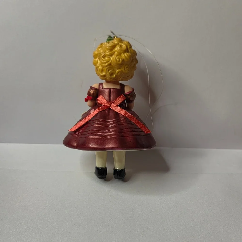 Hallmark 2015 Madame Alexander Wendy Wishes You a Merry Christmas Ornament 20th